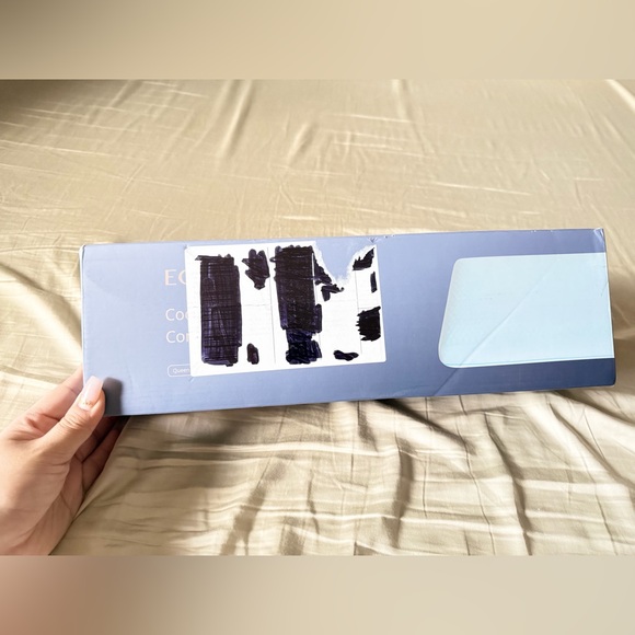 Blue Pillow - Picture 4 of 4